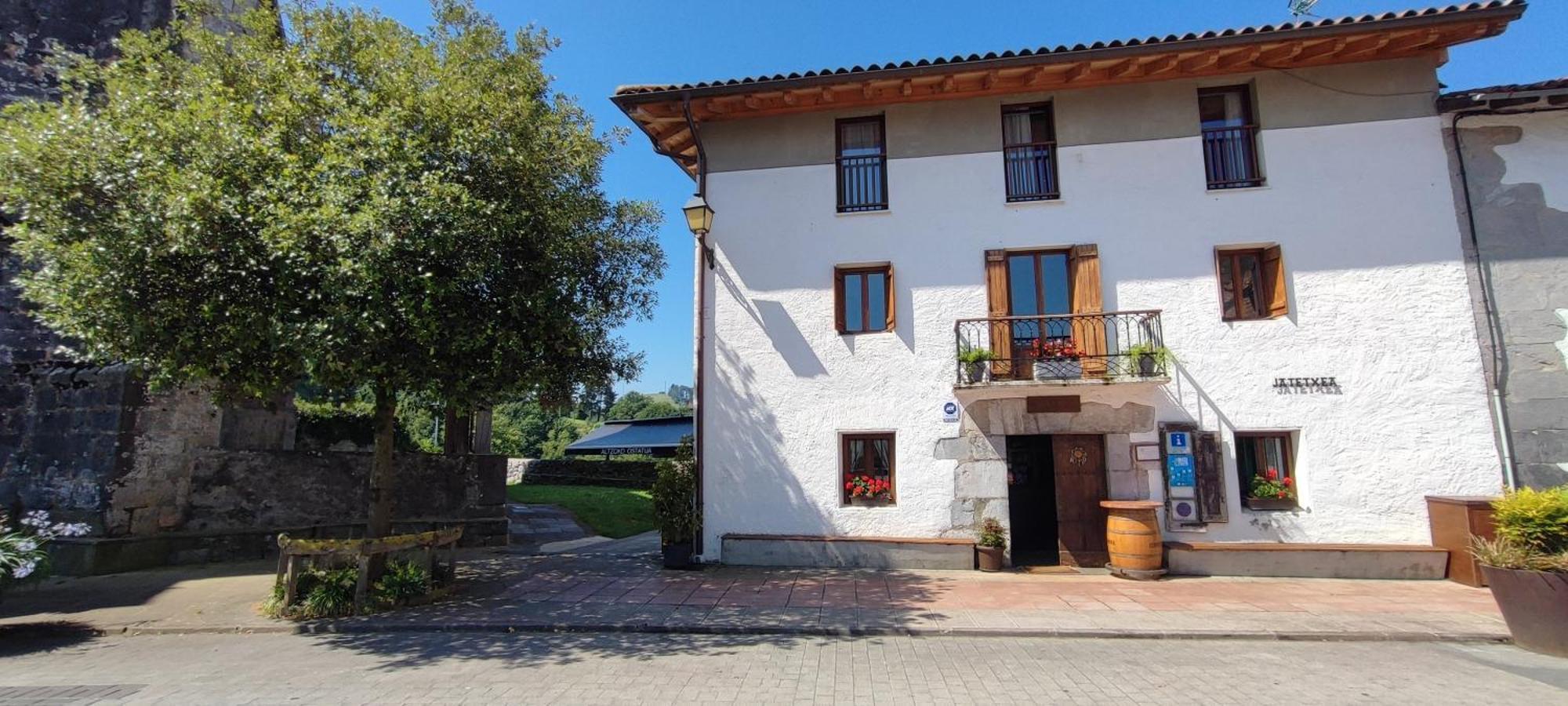Hotel Altzoko Ostatua Aozo Exterior foto